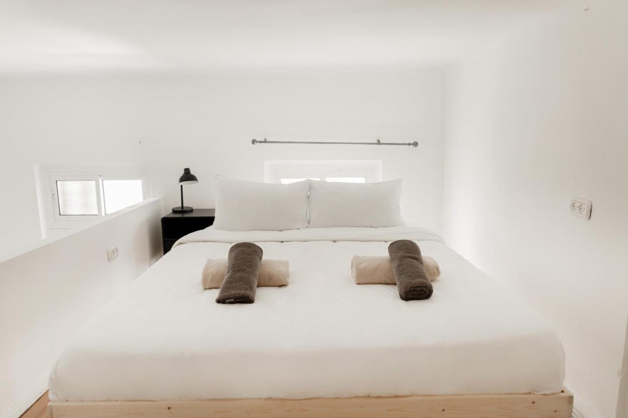 Theodor Apartments By Gamtiza Tel Aviv Exterior photo